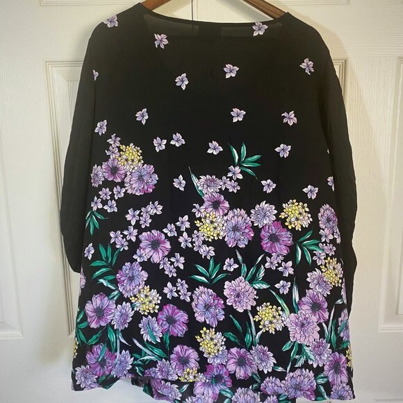 Liz Claiborne - Black Sheer Top with Purple Flowers - Picture 6 of 8